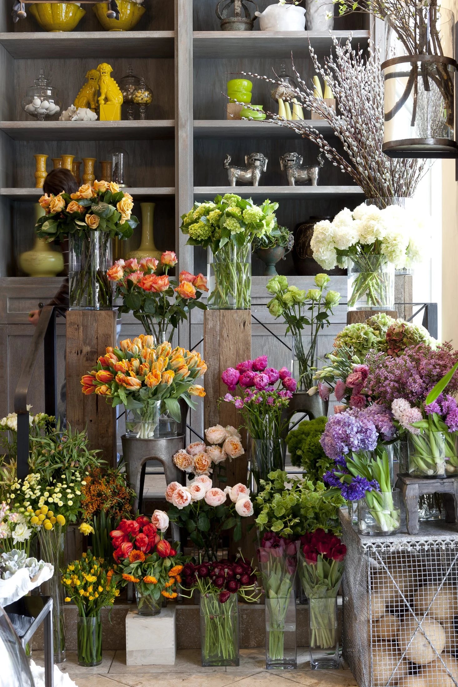 Seasonal flowers and arrangements by Avant Garden