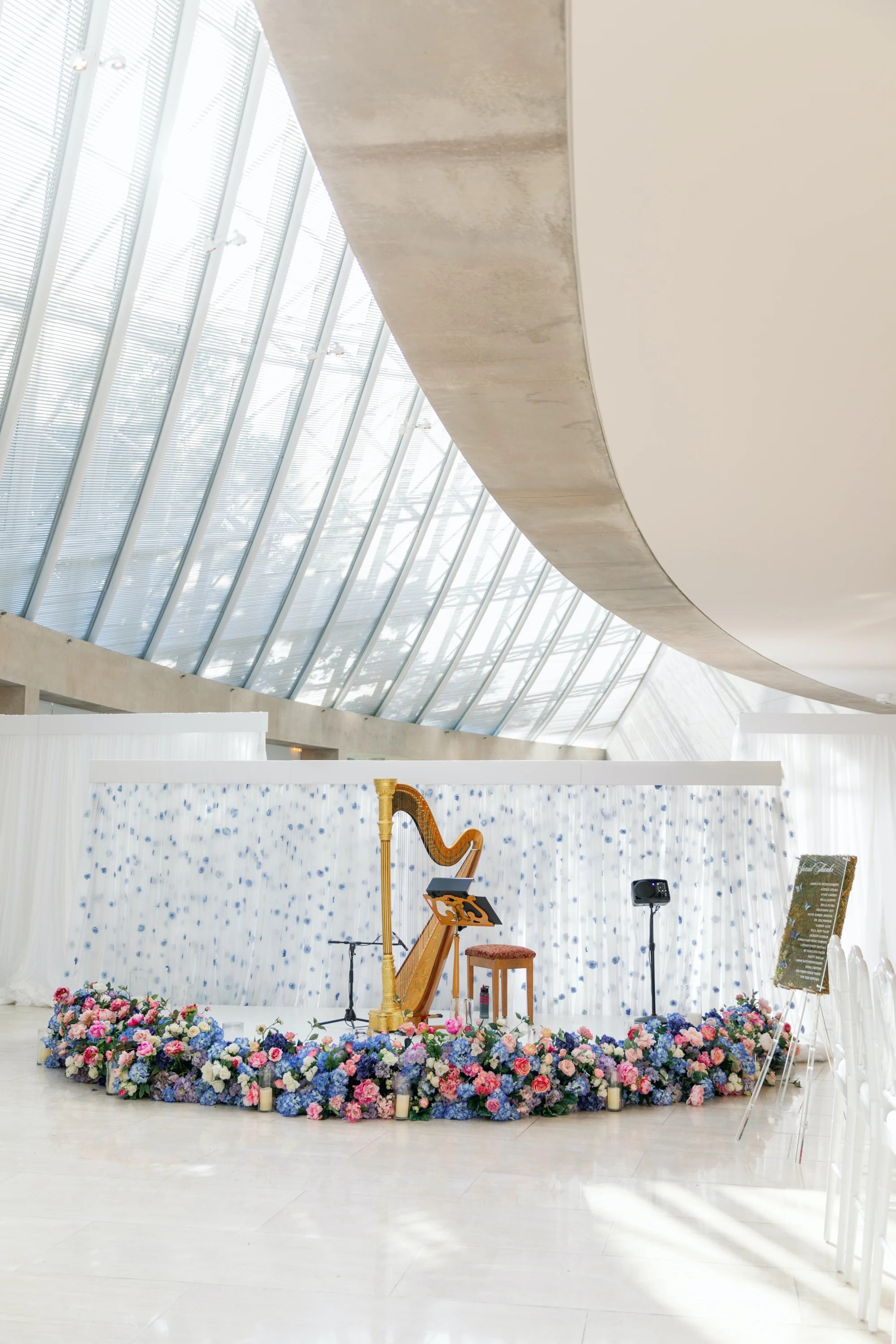 Avant Event floral design for a Dallas celebration