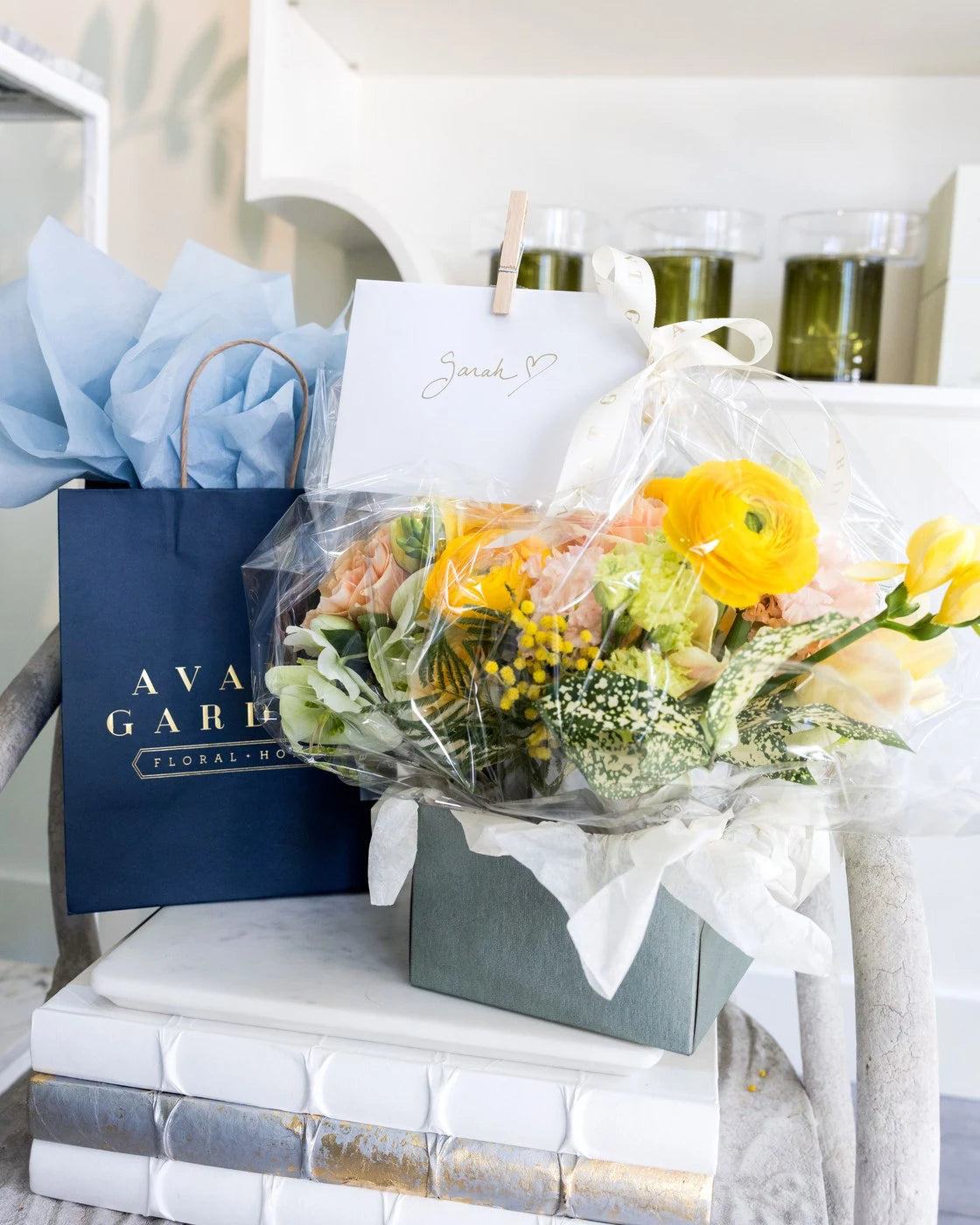 Seasonal flowers and arrangements by Avant Garden