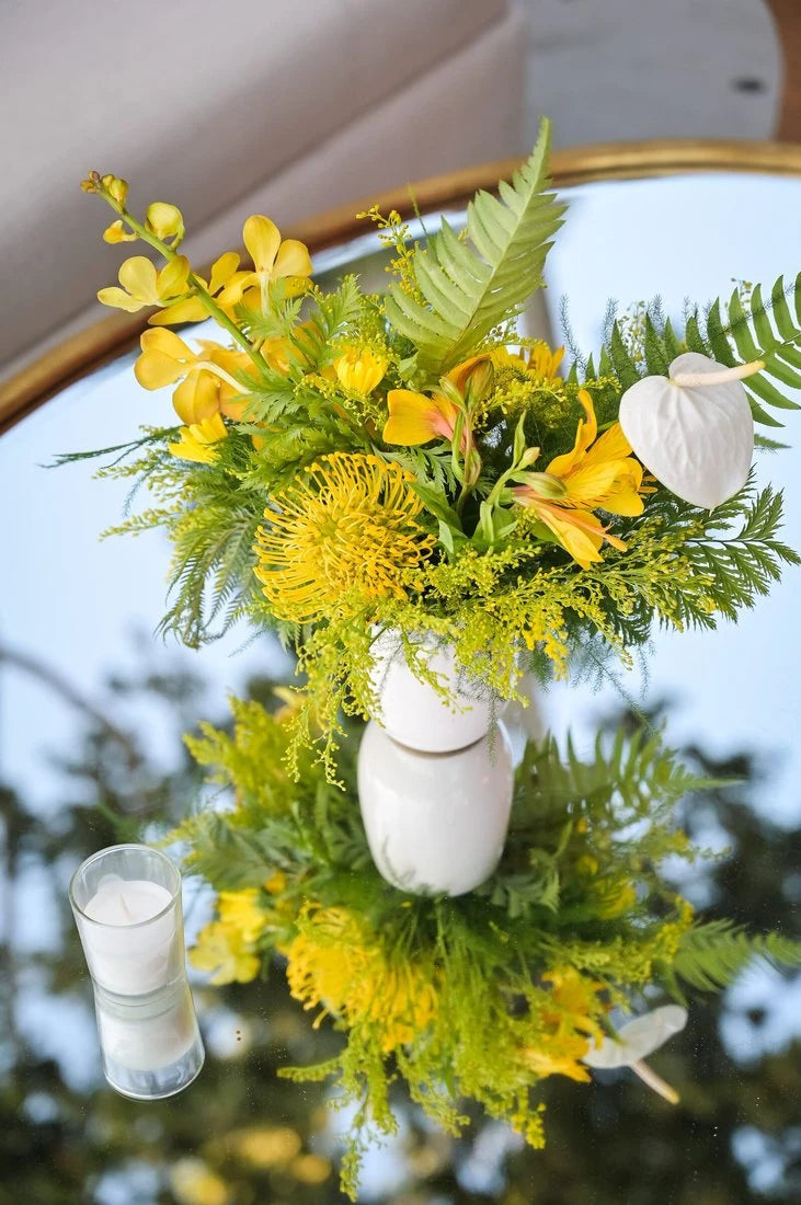 A seasonal floral arrangement in the Avant Garden store