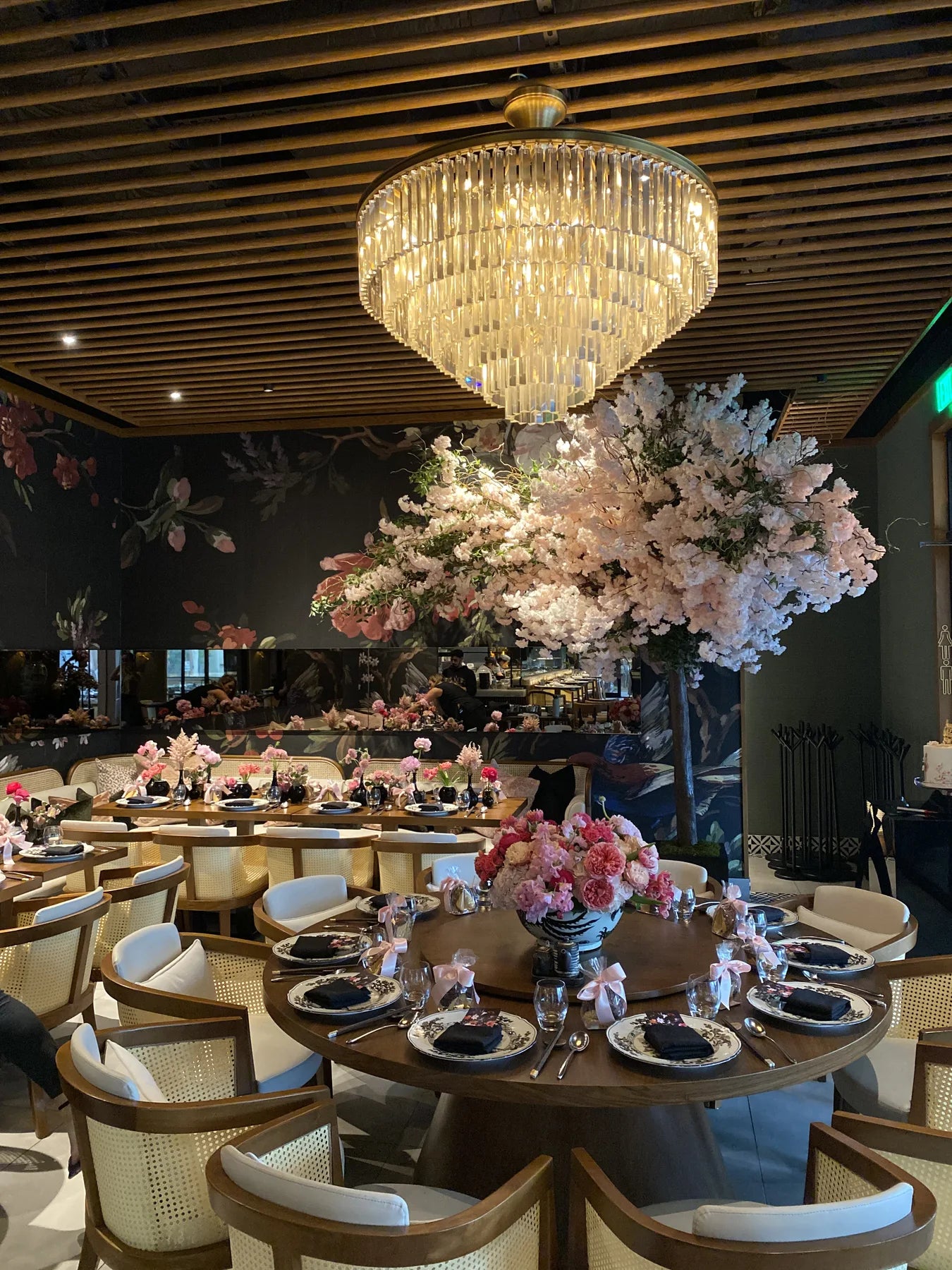 Growing Together: Avant Event floral design 92