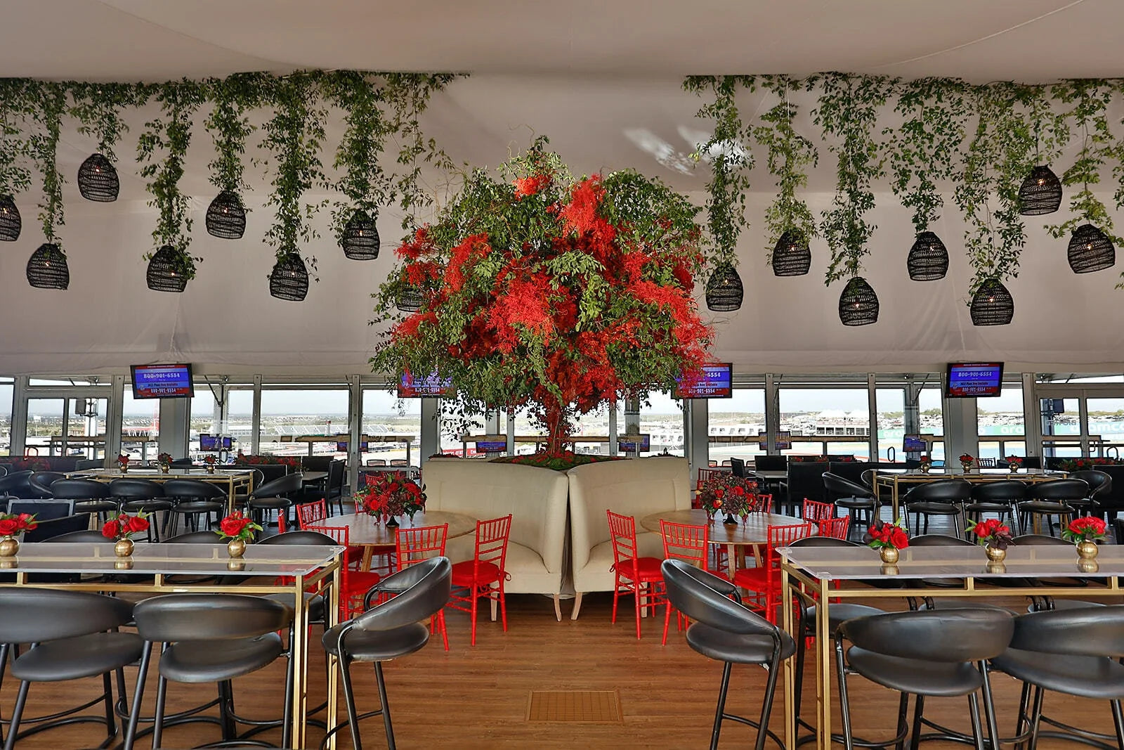 Gathering Well: Avant Event floral design 33