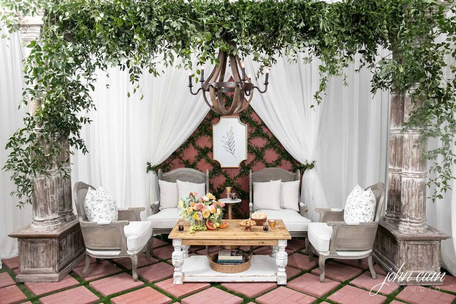 Gathering Well: Avant Event floral design 50