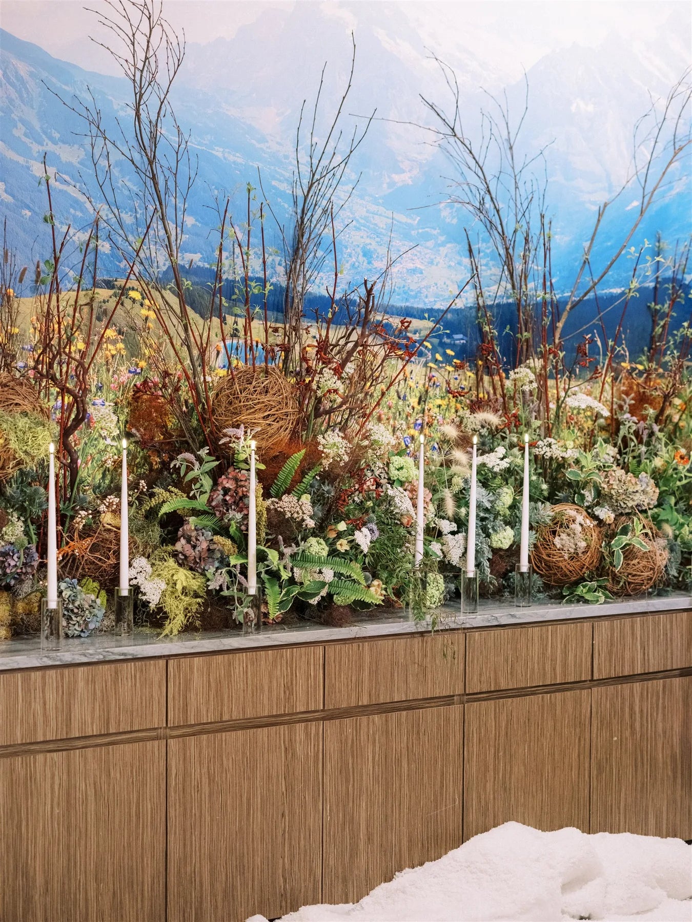 Gathering Well: Avant Event floral design 62