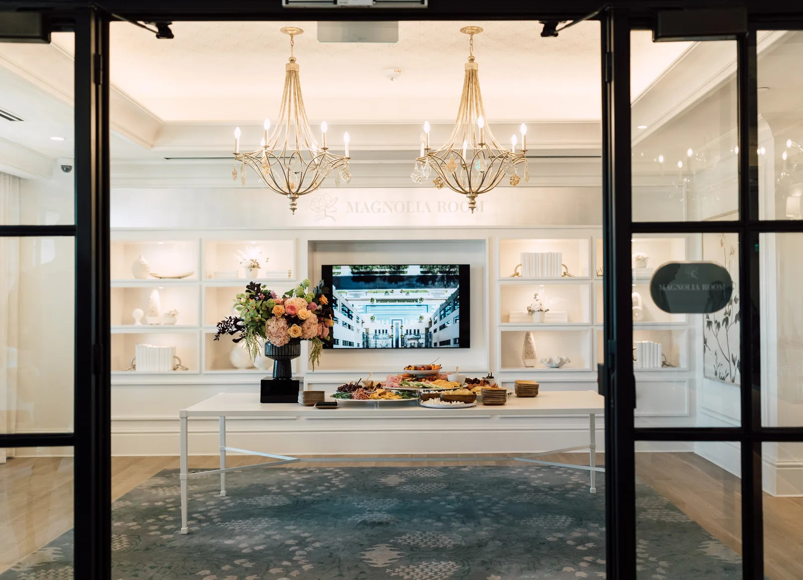 Gathering Well: Avant Event floral design 72