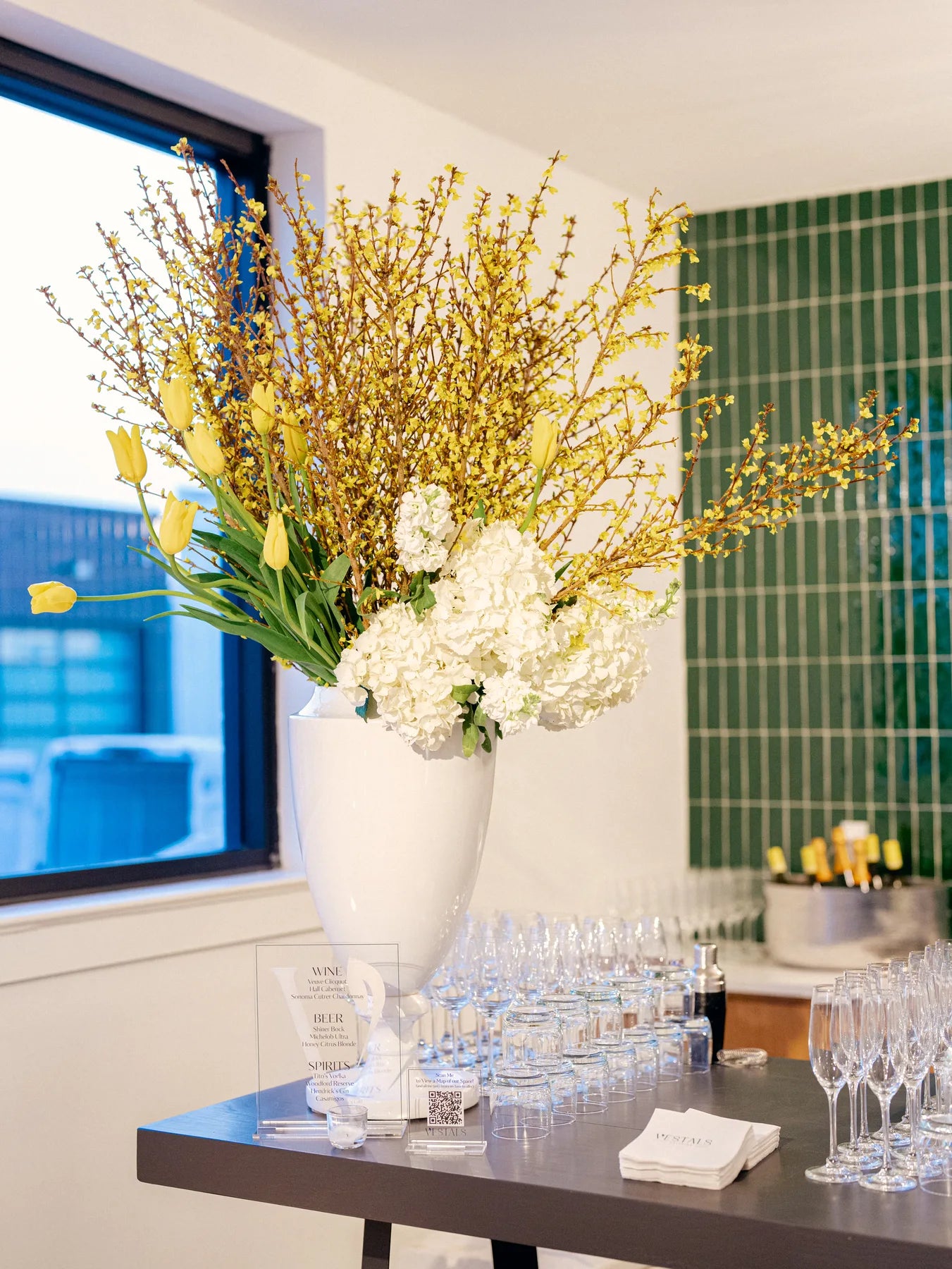 Gathering Well: Avant Event floral design 148