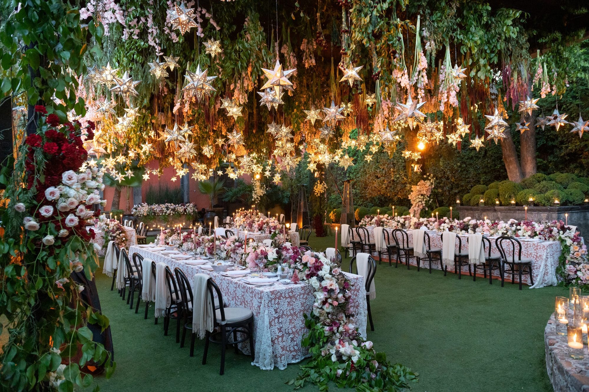 A candlelit Avant Event production