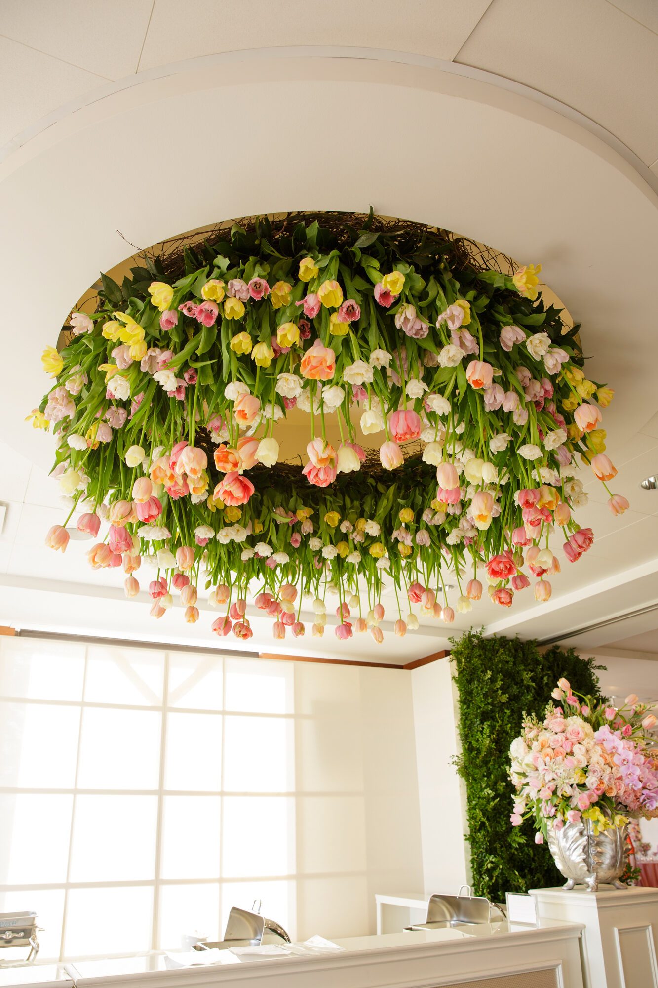 Flowers transform a Dallas celebration